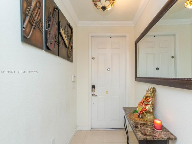 12320 S Village Cir 12320, Davie, FL 33325