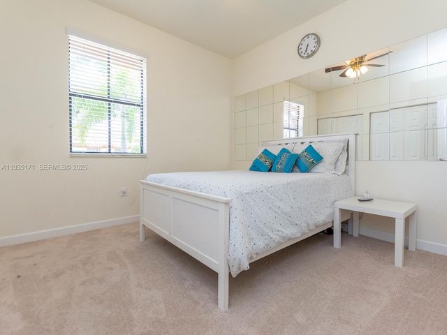 12320 S Village Cir 12320, Davie, FL 33325