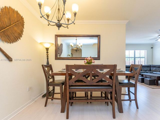 12320 S Village Cir 12320, Davie, FL 33325