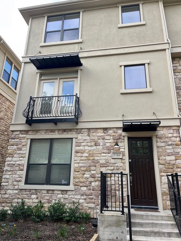 5784 Robbie Road, Plano, TX 75024