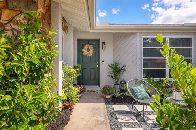 7205 ALDERWOOD DRIVE, Sarasota, FL 34243
