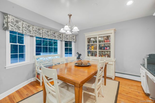 14 Sandpiper Court, Smithtown, NY 11787