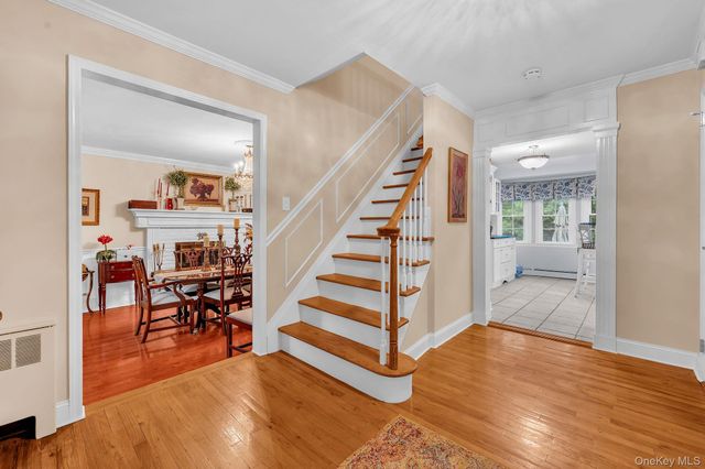 14 Sandpiper Court, Smithtown, NY 11787