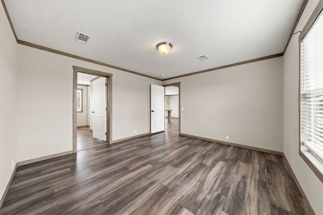 2819 Grays Prairie Lane, Scurry, TX 75158