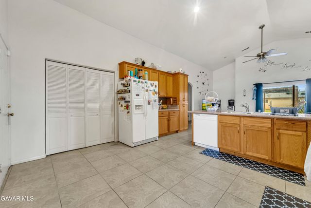 8412 Jimson Avenue, California City, CA 93505