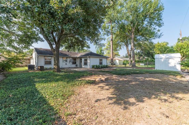 1806 Gardenia Drive, Houston, TX 77018