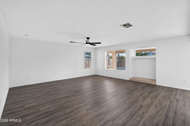 716 S CARDINAL Street, Gilbert, AZ 85296