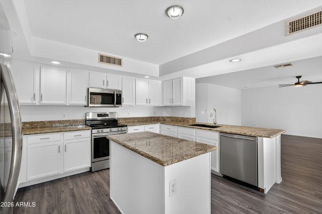 716 S CARDINAL Street, Gilbert, AZ 85296