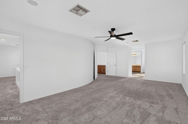 716 S CARDINAL Street, Gilbert, AZ 85296