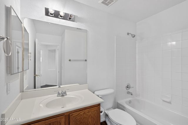 716 S CARDINAL Street, Gilbert, AZ 85296