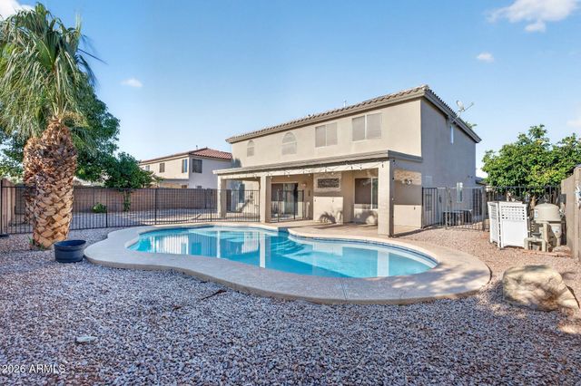 716 S CARDINAL Street, Gilbert, AZ 85296