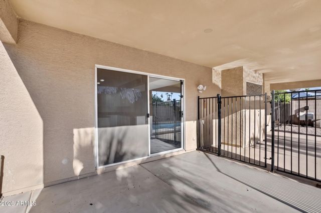 716 S CARDINAL Street, Gilbert, AZ 85296