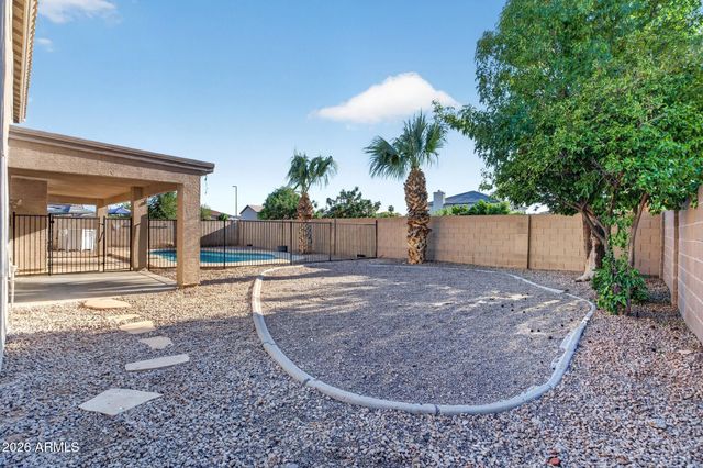 716 S CARDINAL Street, Gilbert, AZ 85296