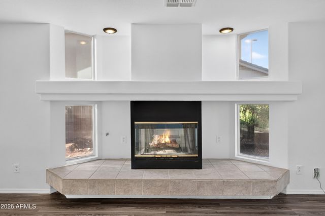 716 S CARDINAL Street, Gilbert, AZ 85296