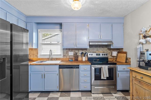 725 Sunnycrest Drive, Fayetteville, NC 28314