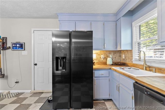 725 Sunnycrest Drive, Fayetteville, NC 28314