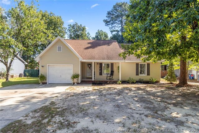 725 Sunnycrest Drive, Fayetteville, NC 28314