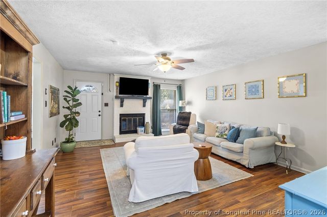 725 Sunnycrest Drive, Fayetteville, NC 28314