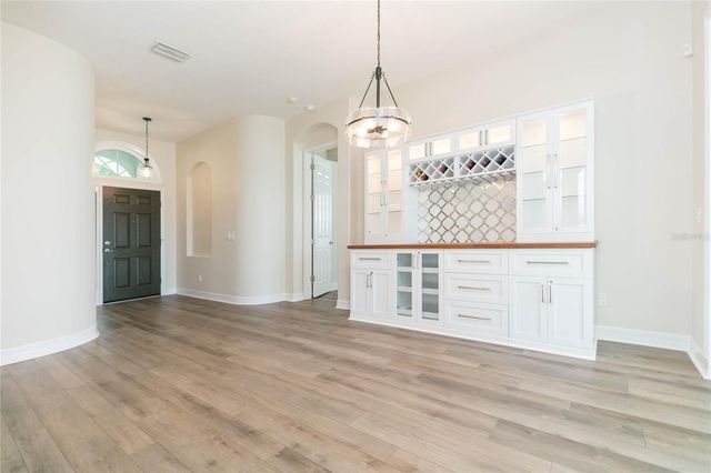 7227 COLONIAL LAKE DRIVE, Riverview, FL 33578