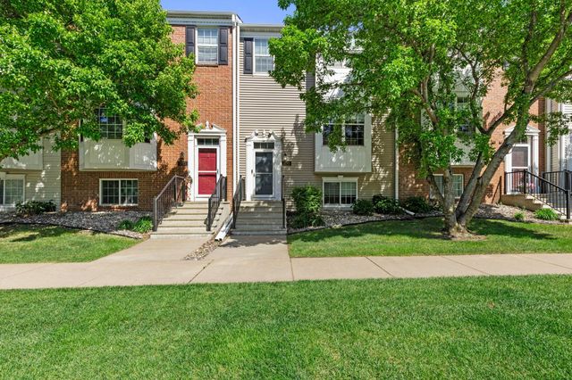 1773 Grove Drive, Shakopee, MN 55379