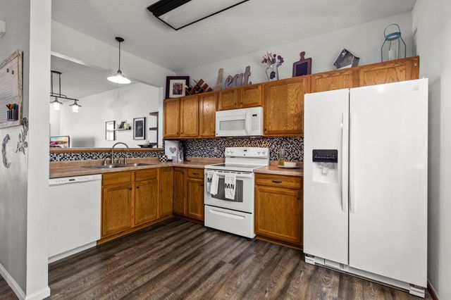 1773 Grove Drive, Shakopee, MN 55379