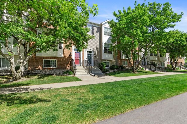 1773 Grove Drive, Shakopee, MN 55379