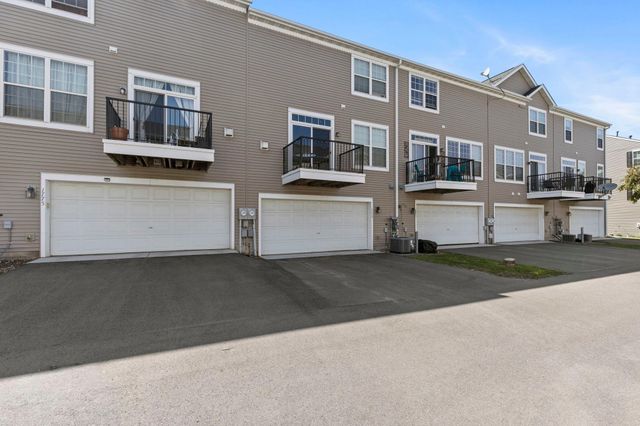 1773 Grove Drive, Shakopee, MN 55379