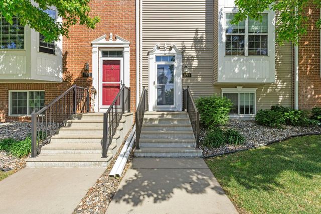 1773 Grove Drive, Shakopee, MN 55379