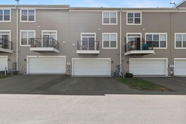 1773 Grove Drive, Shakopee, MN 55379