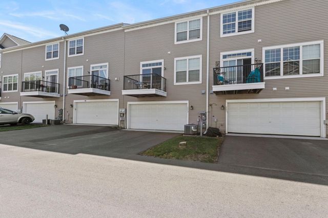 1773 Grove Drive, Shakopee, MN 55379
