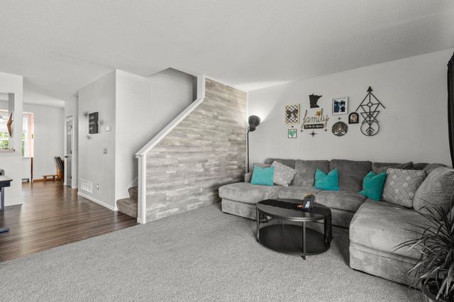 1773 Grove Drive, Shakopee, MN 55379