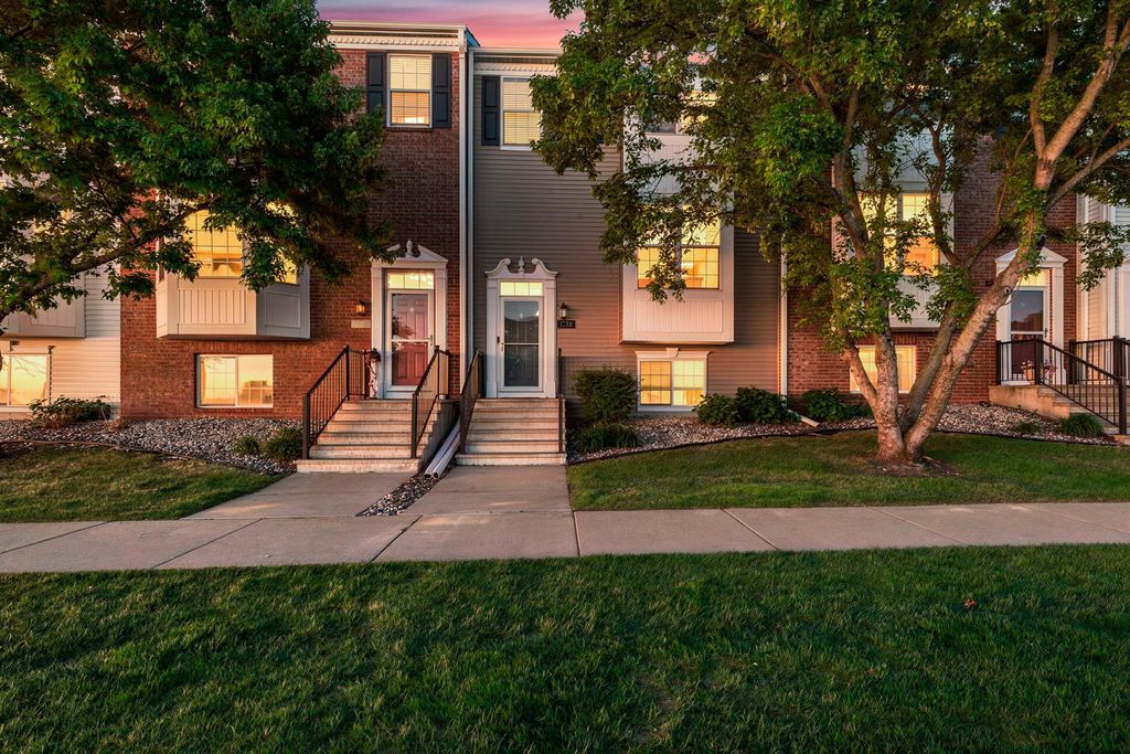 1773 Grove Drive, Shakopee, MN 55379