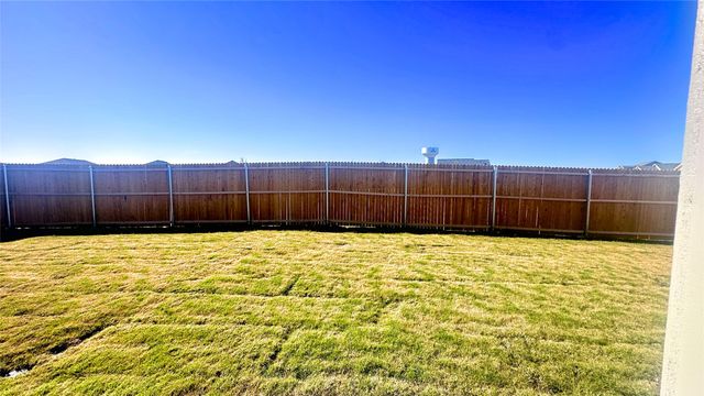 1729 Crossbill Street, Forney, TX 75126