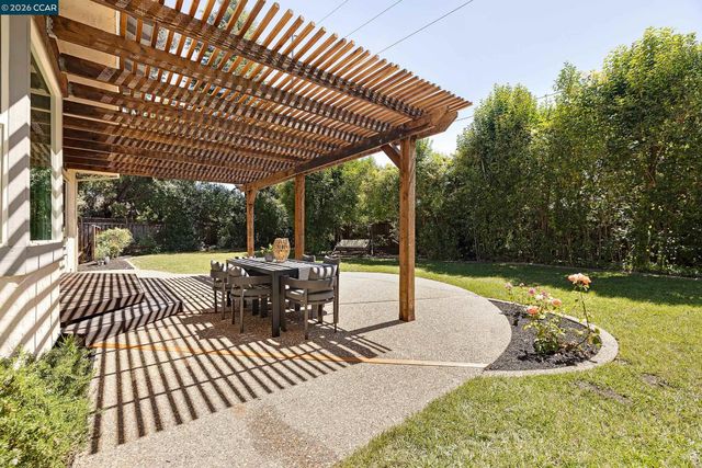857 Orange Blossom Way, Danville, CA 94526