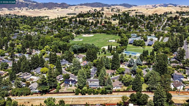 857 Orange Blossom Way, Danville, CA 94526
