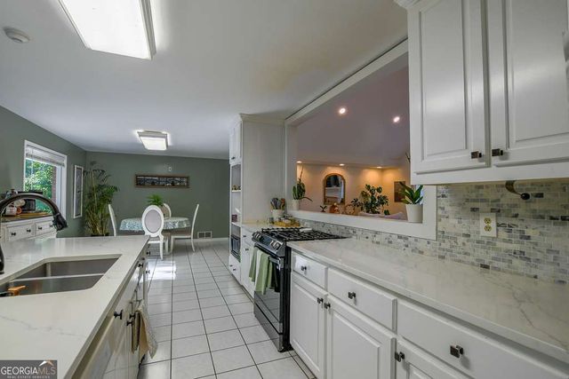 647 Than Skinner Road, Winder, GA 30680