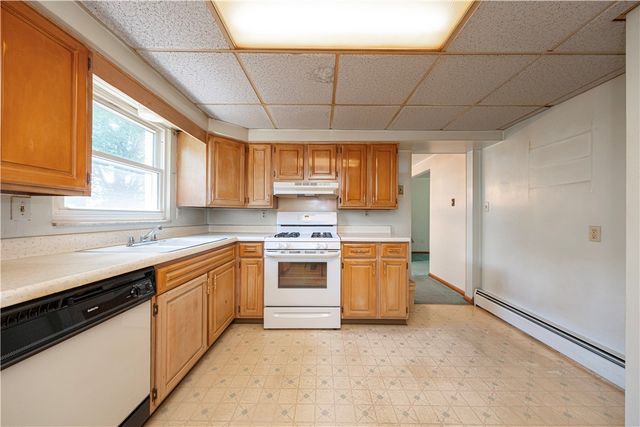 618 Grandview Ave, Avalon, PA 15202