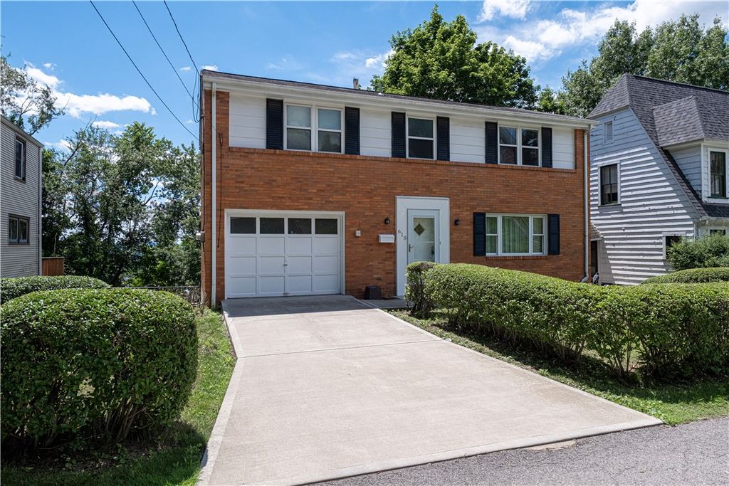 618 Grandview Ave, Avalon, PA 15202