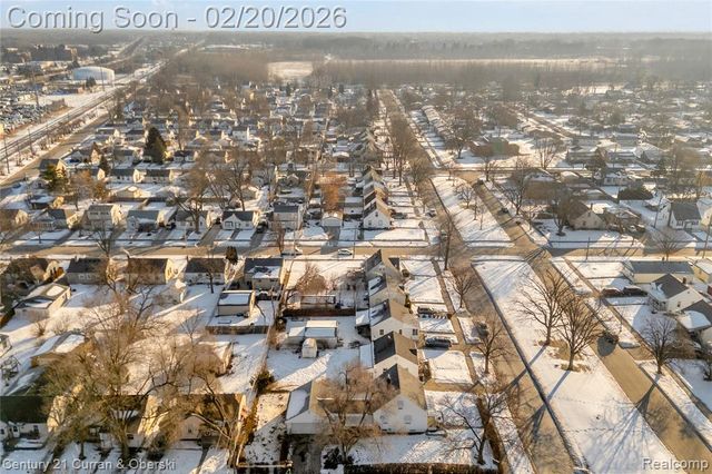 32178 Carlisle Parkway, Wayne, MI 48184