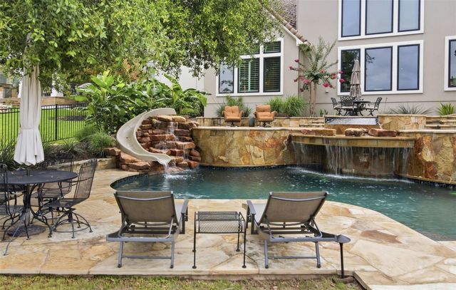 2020 University Club DR, Austin, TX 78732