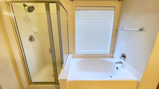 8209 Macgregor Drive, Arlington, TX 76002