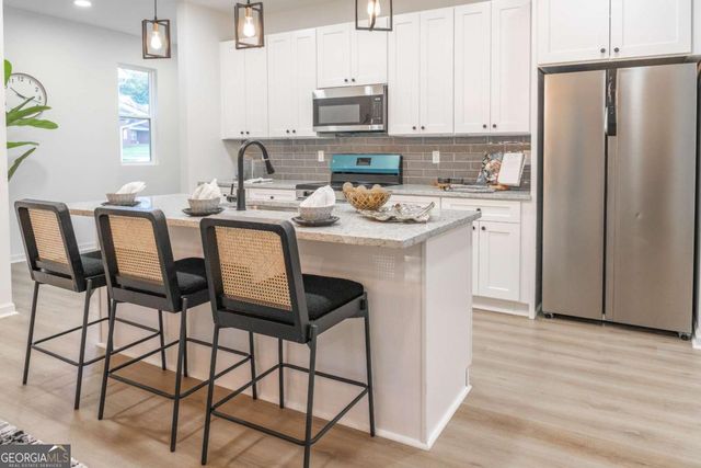 3396 Ashford Loop, Ellenwood, GA 30294