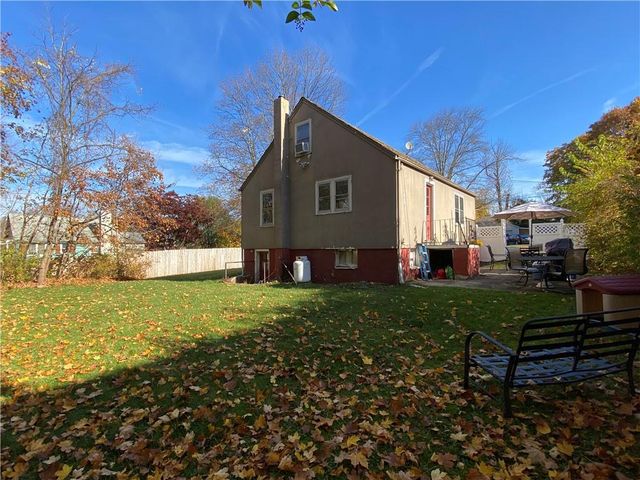 15 Heathcote Road, Carmel, NY 10512