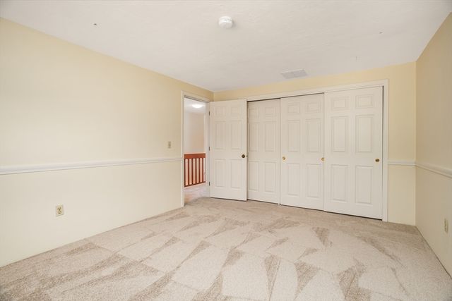 511 Ridgefield Cir 511B, Clinton, MA 01510