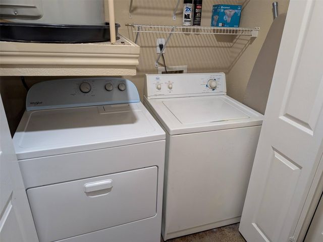 2400 Mccue Road 136, Houston, TX 77056