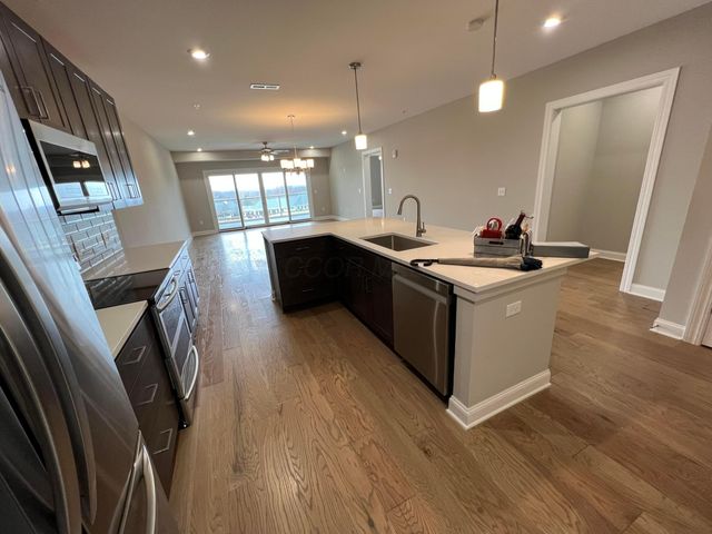 5285 Highpointe Lakes Drive, 303, Columbus, OH 43081