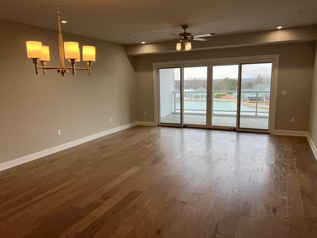 5285 Highpointe Lakes Drive, 303, Columbus, OH 43081