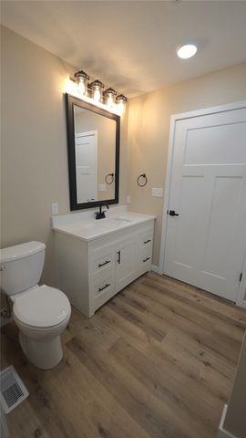 1409 13th Avenue, Belle Plaine, IA 52208