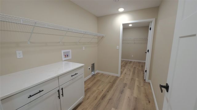1409 13th Avenue, Belle Plaine, IA 52208