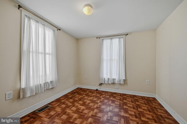 211 E 13TH ST, Wilmington, DE 19801